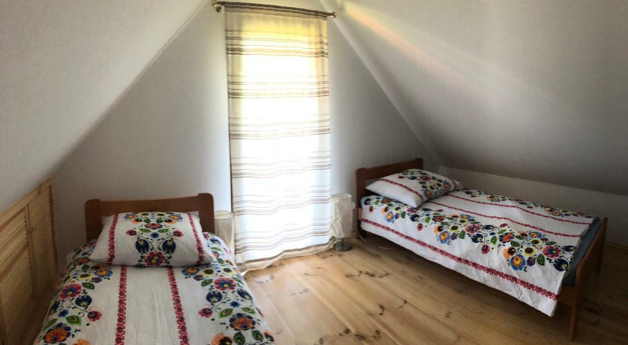 Na Skraju Lasu Guciow Exterior foto